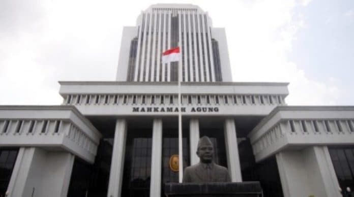 mk_beri_saran_bentuk_uu_ketenagakerjaan_yang_terpisah_dari_uu_cipta_kerja