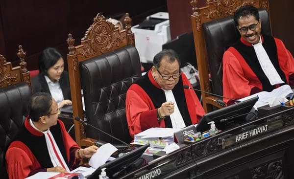 mk_pastikan_jokowi_tak_melakukan_nepotisme_terkait_posisi_gibran