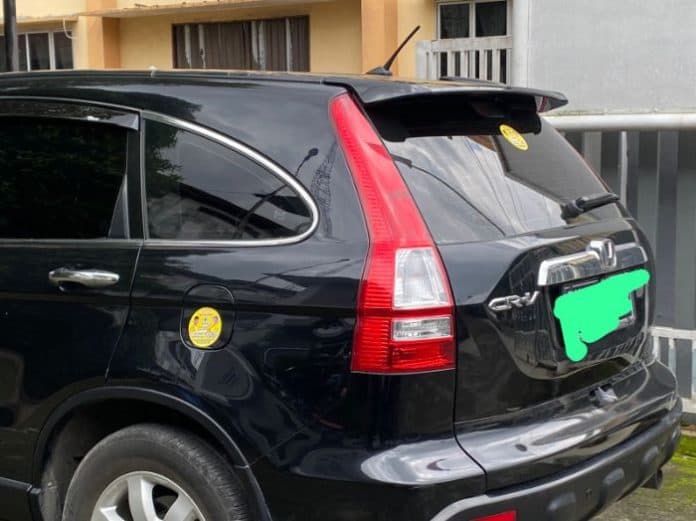 mobil_asn_berstiker_caleg_bawaslu_medan_lakukan_penelusuran