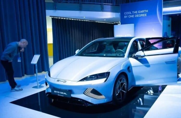 mobil_listrik_picu_ketegangan_hubungan_uni_eropa_dan_china