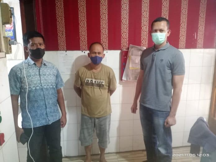 modus_pengobatan_alternatif_ketua_rt_tanjung_tongah_siantar_rudapaksa_seorang_anak