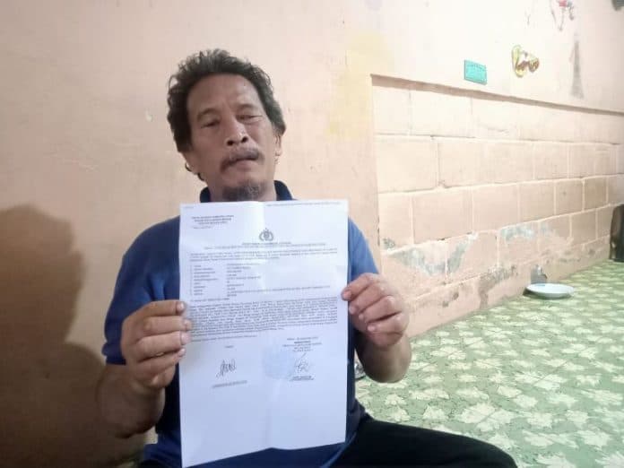 modus_pura_pura_menolong_sepeda_motor_pasutri_dibawa_kabur