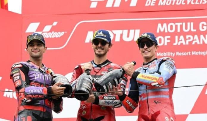 motogp_australia_2024_bagnaia_dan_martin_bersaing_seru_di_4_seri