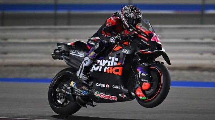 motogp_musim_2025_rider_ducati_ini_dibidik_aprilia_usai_fabio_quartararo_lepas
