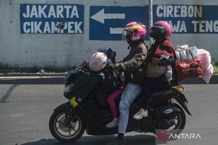 mudik_naik_angkutan_umum_lebih_aman_ketimbang_sepeda_motor