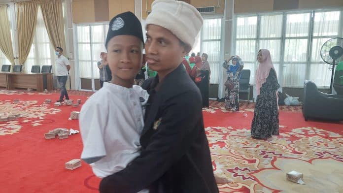 muhammad_tegar_setiawan_bocah_difabel_penghafal_alquran