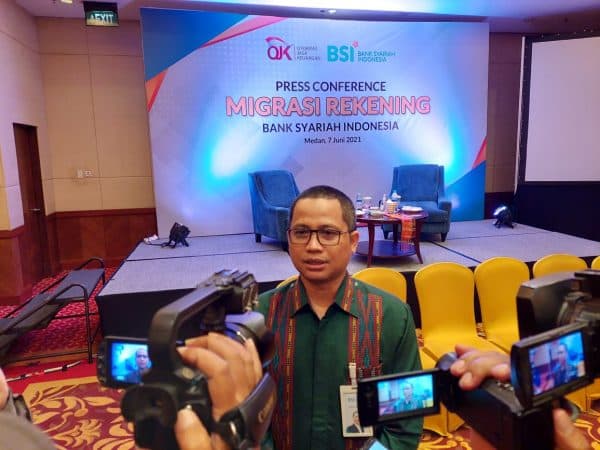 mulai_14_juni_bsi_satukan_operasional_di_wilayah_sumut_riau_dan_kepri