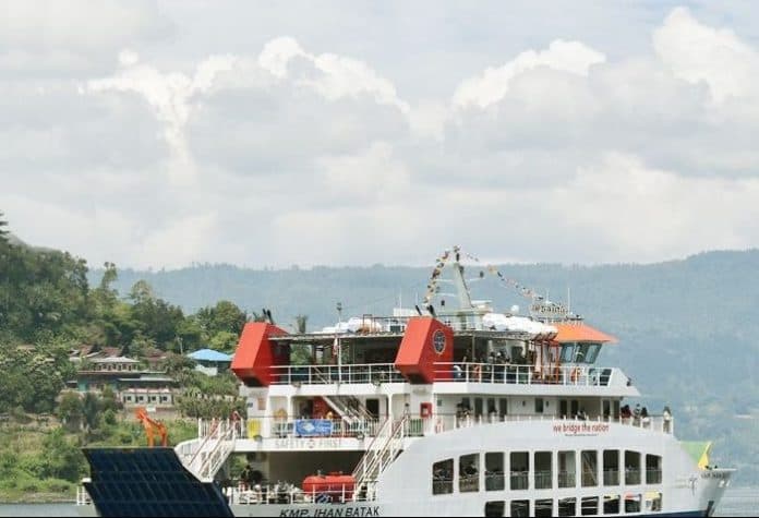 mulai_17_agustus_2022_tiket_feri_rute_ajibata_ambarita_bisa_dipesan_online