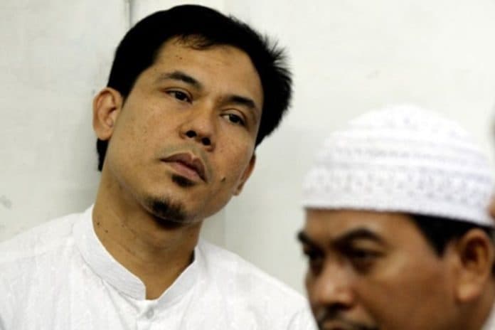 munarman_divonis_3_tahun_kasus_terorisme_pengacara_banding