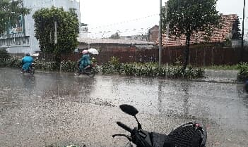 musim_hujan_di_siantar_masyarakat_harus_tanggap_lingkungan