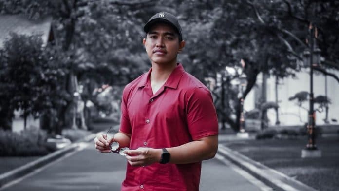 naik_batik_air_ke_surabaya_koper_kaesang_nyasar_ke_kualanamu_medan