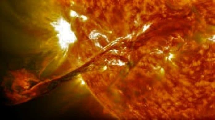 nasa_prediksi_kiamat_internet_tahun_2025_berikut_pernyataan_dari_kominfo