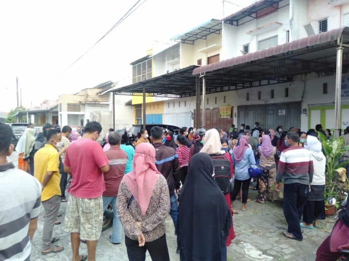 nasabah_tuntut_ksp_ysan_deli_serdang_kembalikan_uang_tabungan_sekolah