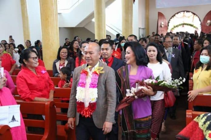 natal_oikumene_siborongborong_bupati_taput_ajak_warga_tetap_kompak_dan_harmonis