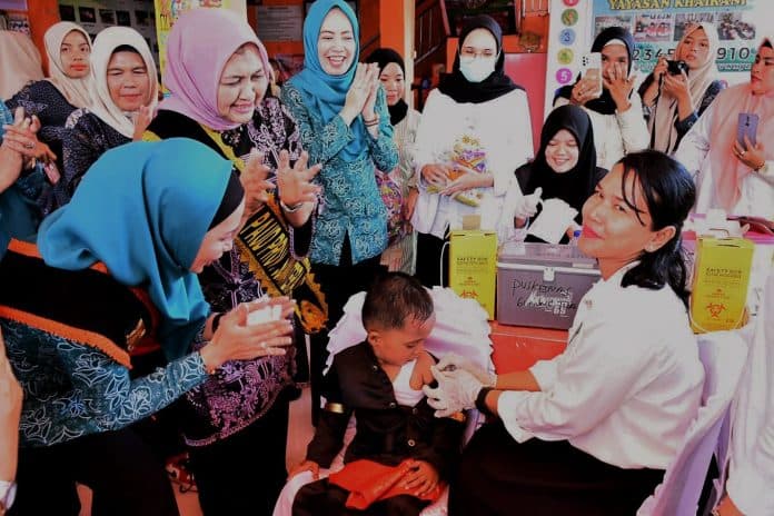 nawal_ajak_galakkan_kembali_posyandu_untuk_cegah_stunting_di_sumut