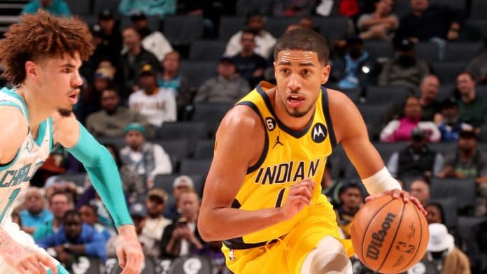nba_haliburton_bantu_pacers_raih_kemenangan_di_kandang_hornets