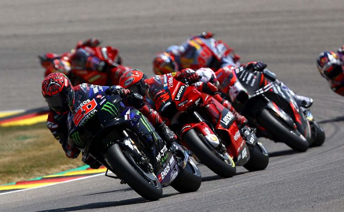 nekat_pilih_ban_berisiko_quartararo_kampiun_di_motogp_jerman