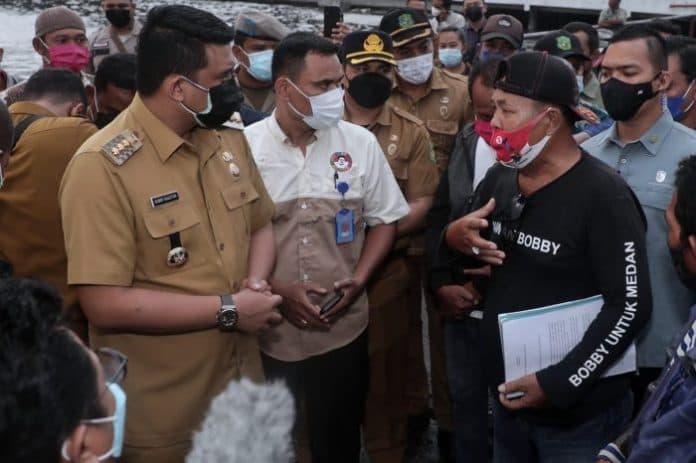 nelayan_protes_penangkapan_ikan_pakai_pukat_trawl_ini_kata_bobby