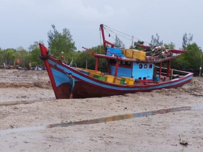 nelayan_tradisional_ancam_tangkap_pukat_trawl
