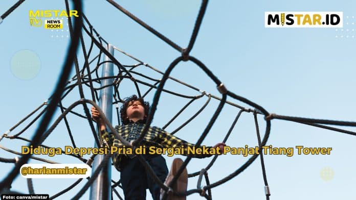 newsroom_diduga_depresi_pria_di_sergai_nekat_panjat_tiang_tower