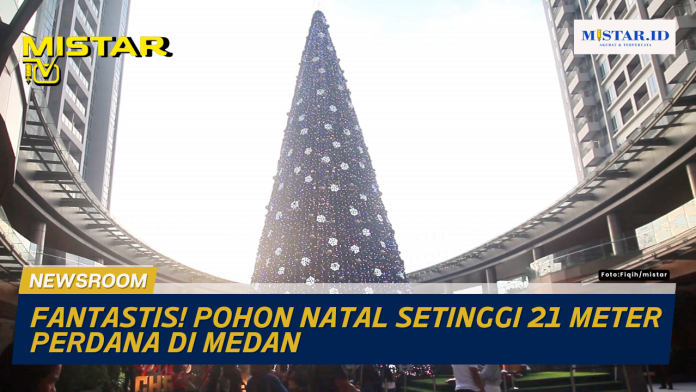 newsroom_fantastis_pohon_natal_setinggi_21_meter_perdana_di_medan