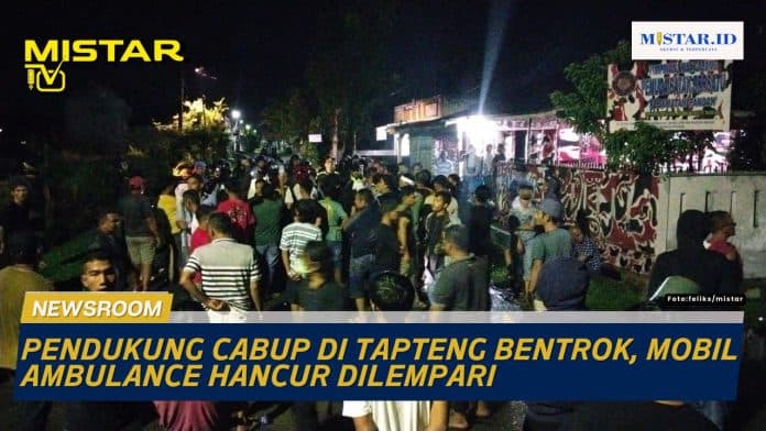 newsroom_pendukung_cabup_di_tapteng_bentrok_mobil_ambulance_hancur_dilempari