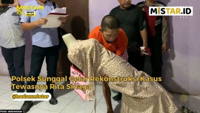 newsroom_polsek_sunggal_gelar_rekonstruksi_kasus_tewasnya_rita_sinaga
