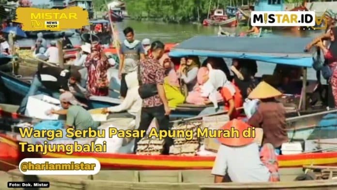 newsroom_warga_serbu_pasar_apung_murah_di_tanjungbalai