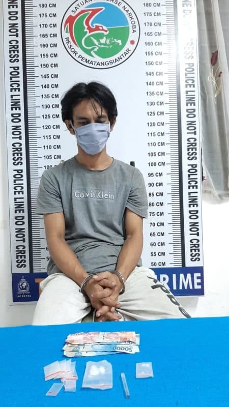 ngecer_sabu_di_rumah_warga_jalan_sekata_siantar_ditangkap