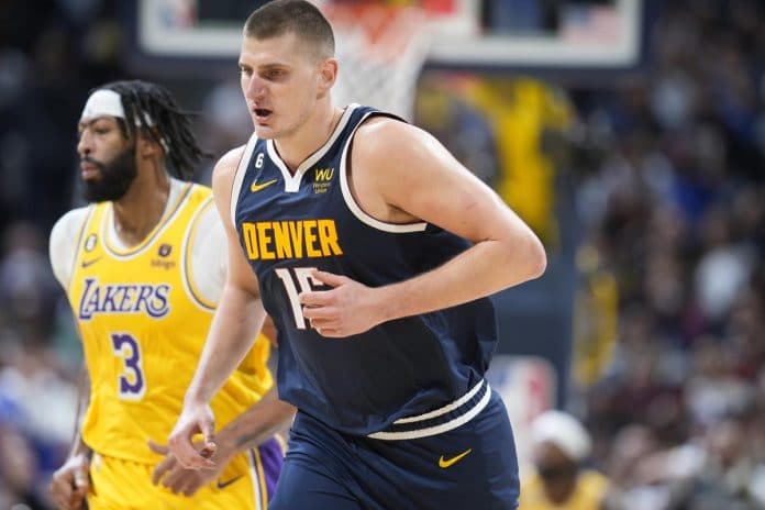 nikola_jokic_pimpin_nuggets_perpanjang_kekalahan_lakers