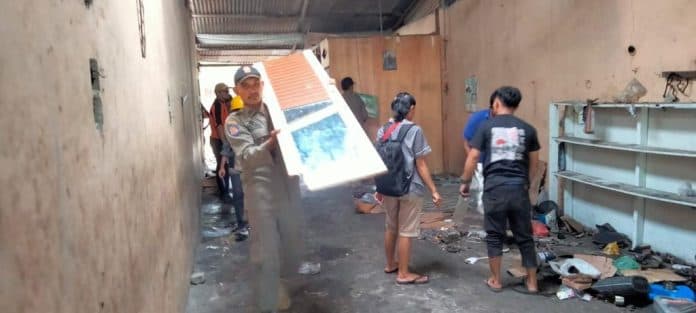 normalisasi_dimulai_pemko_medan_kosongkan_lahan_negara_di_bantaran_sungai_bedera