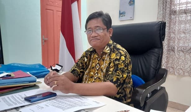 notaris_henry_sinaga_diperiksa_3_jam_di_polres_siantar_soal_njop_naik_1000_persen