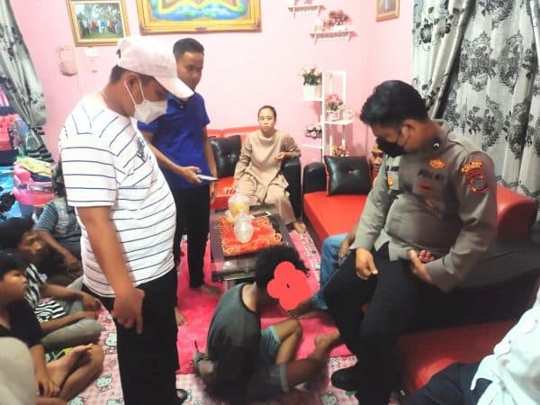 nyaris_dihakimi_massa_anak_15_tahun_pembobol_rumah_di_batu_bara_diselamatkan_polisi