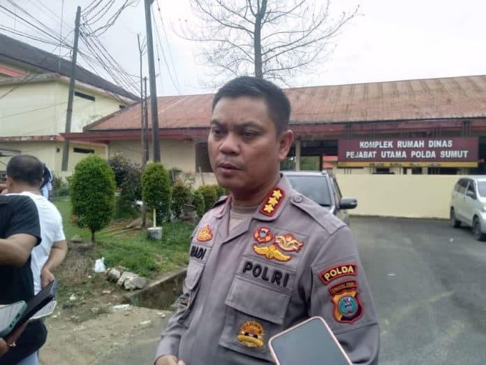 oknum_brimob_diduga_aniaya_tukang_becak_di_medan_polda_sumut_kita_lakukan_upaya_mediasi