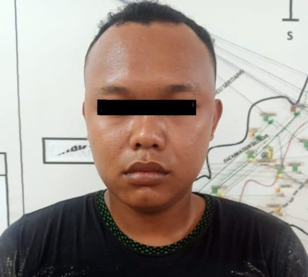 oknum_sekuriti_ini_nyambi_jadi_pengedar_sabu
