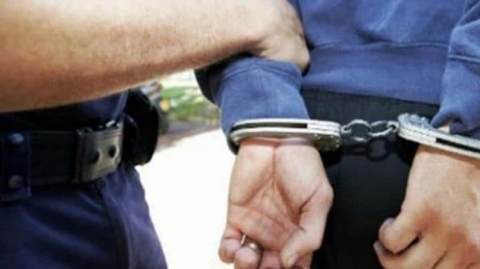 olesi_wajah_kekasih_pakai_tinja_pembuat_tato_diringkus_polisi