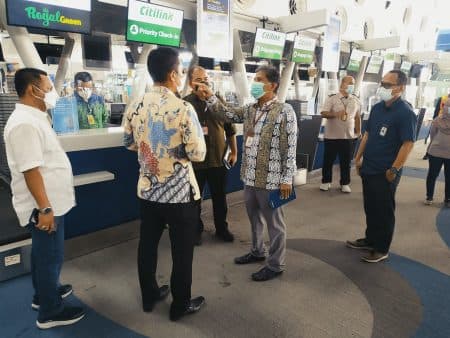 ombudsman_temukan_syarat_terbang_kru_pesawat_lebih_mudah_dari_penumpang