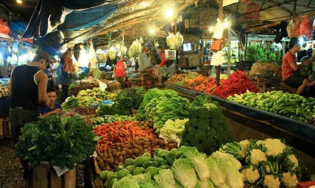 omset_pedagang_tradisional_anjlok_kredit_masih_ditagih