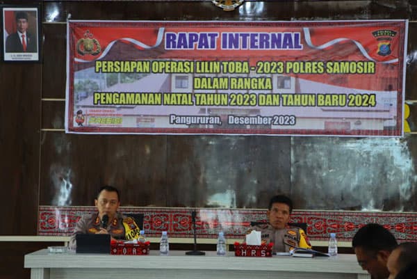 operasi_lilin_toba_2023_polres_samosir_fokus_ke_gereja_dan_objek_wisata