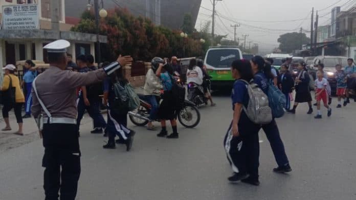operasi_patuh_toba_polres_taput_temukan_762_pelanggar_lalu_lintas_dan_mencatat_4_kecelakaan