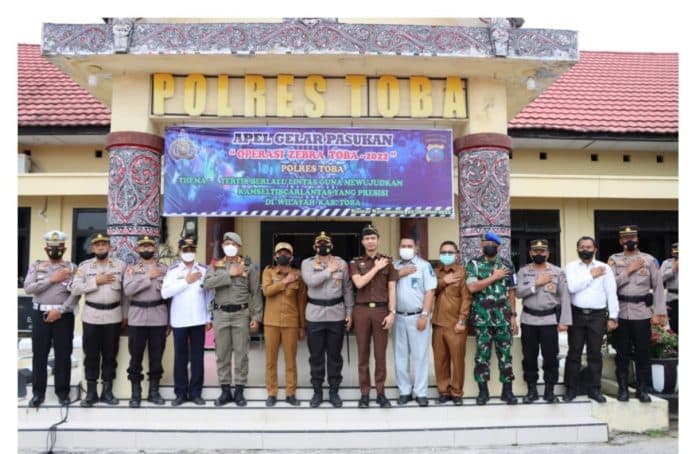 operasi_zebra_toba_kapolres_minta_personel_profesional_bermoral_dan_humanis