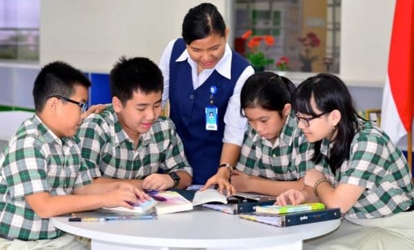 orang_tua_kian_sadar_pentingnya_pendidikan_karakter_dan_spiritual_anak
