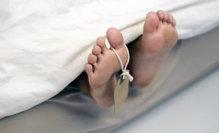 orang_tua_pergi_abang_beradik_ditemukan_tewas_di_bak_air_rumahnya