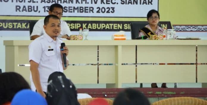 orangtua_berperan_dalam_peningkatan_literasi_dan_budaya_membaca_bagi_anak