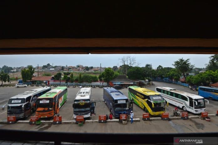 organda_omzet_pengusaha_bus_penumpang_anjlok_100_persen