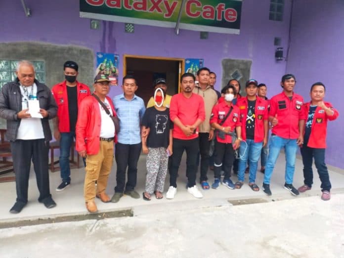 ormas_pbb_selamatkan_dua_anak_dari_tempat_hiburan_malam_di_samosir