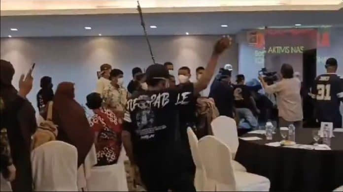 otk_bubarkan_acara_yang_dihadiri_din_syamsuddin_kejahatan_demokrasi