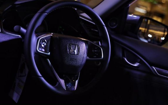 pabrik_disetop_penjualan_mobil_honda_ambrol_akibat_pandemi