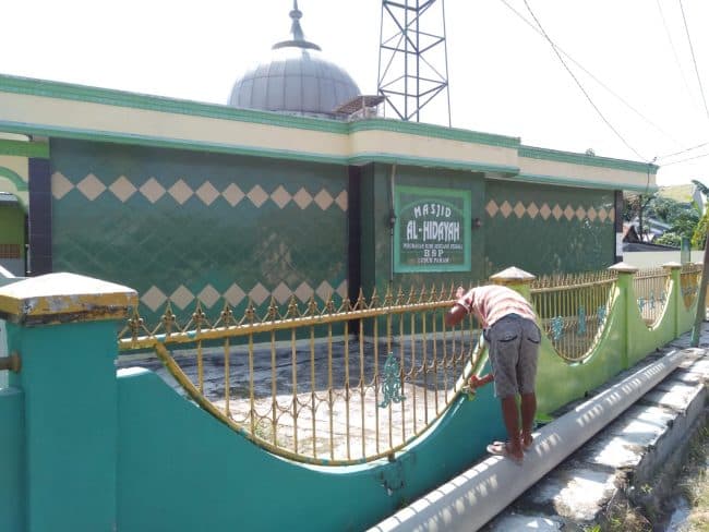 pagar_mesjid_al_hidayah_komplek_bsp_lubuk_pakam_dicat_ulang