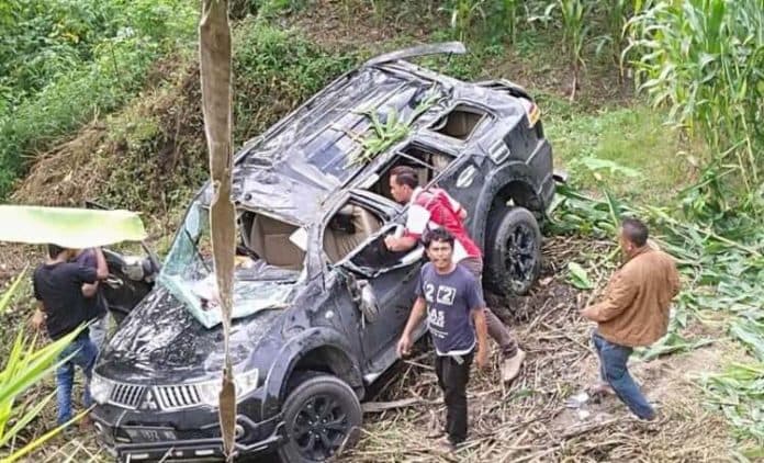 pajero_sport_masuk_jurang_kedalaman_15_meter_di_taput_nihil_korban_jiwa